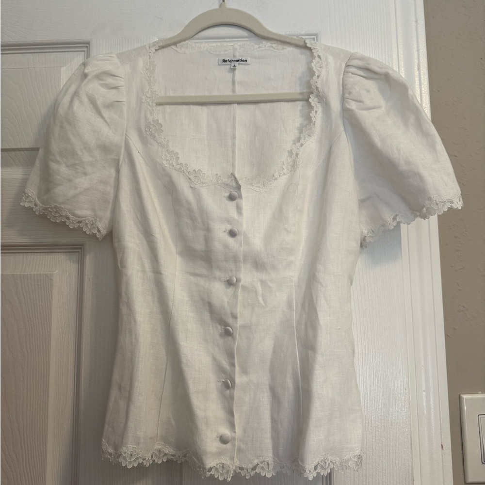 Reformation White Ruffled Short Sleeve Blouse